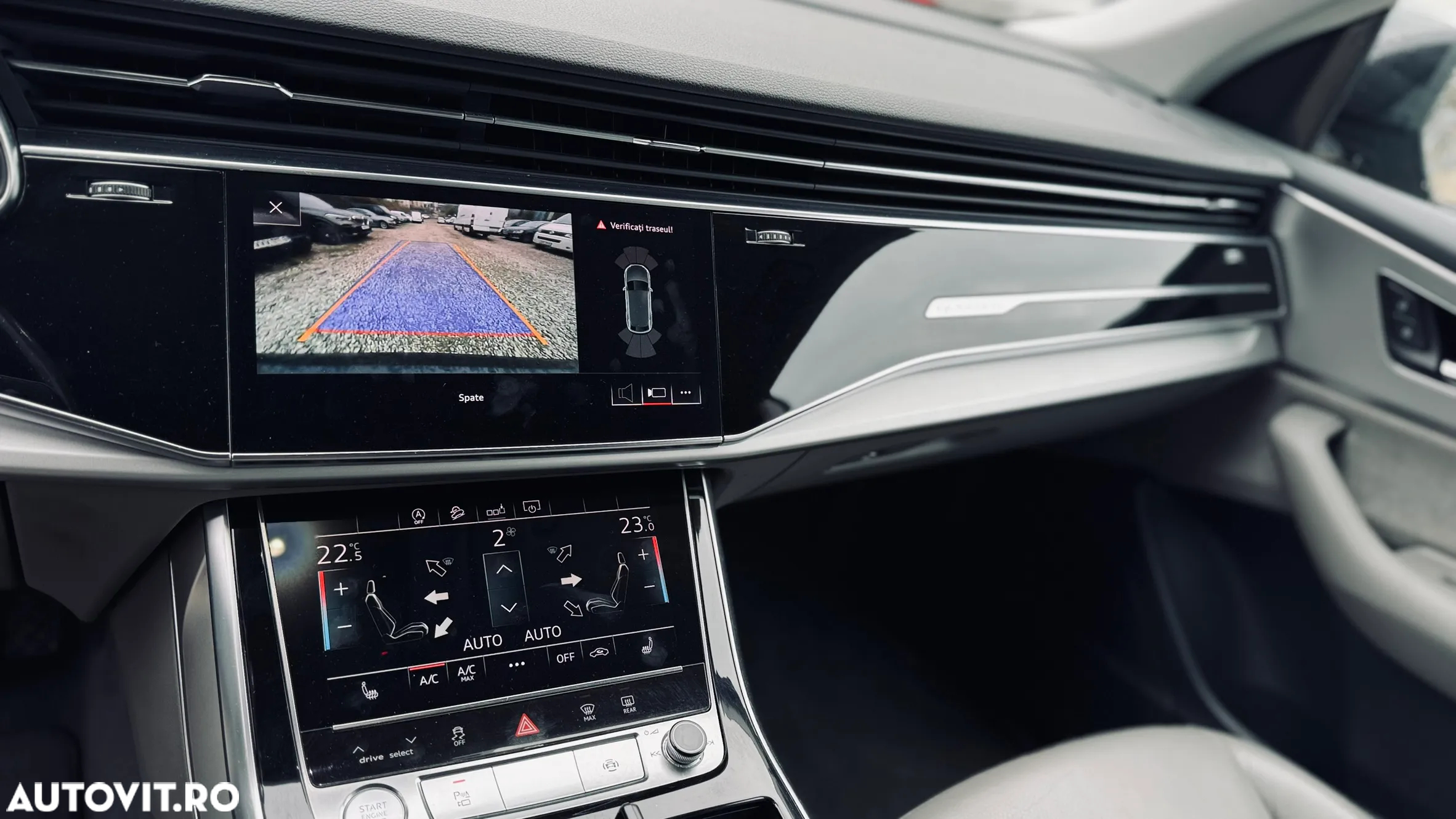 Audi Q8 55 TFSI quattro Tiptronic - 15
