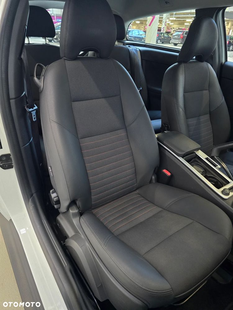 Volvo C30 1.6D DRIVe Momentum - 18