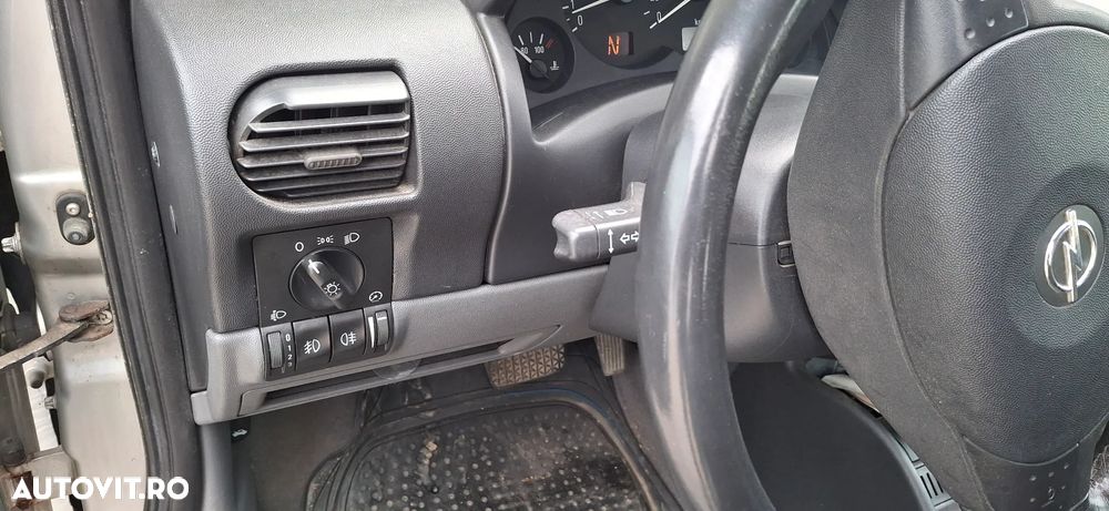 OPEL Corsa 2001 — imagine 15