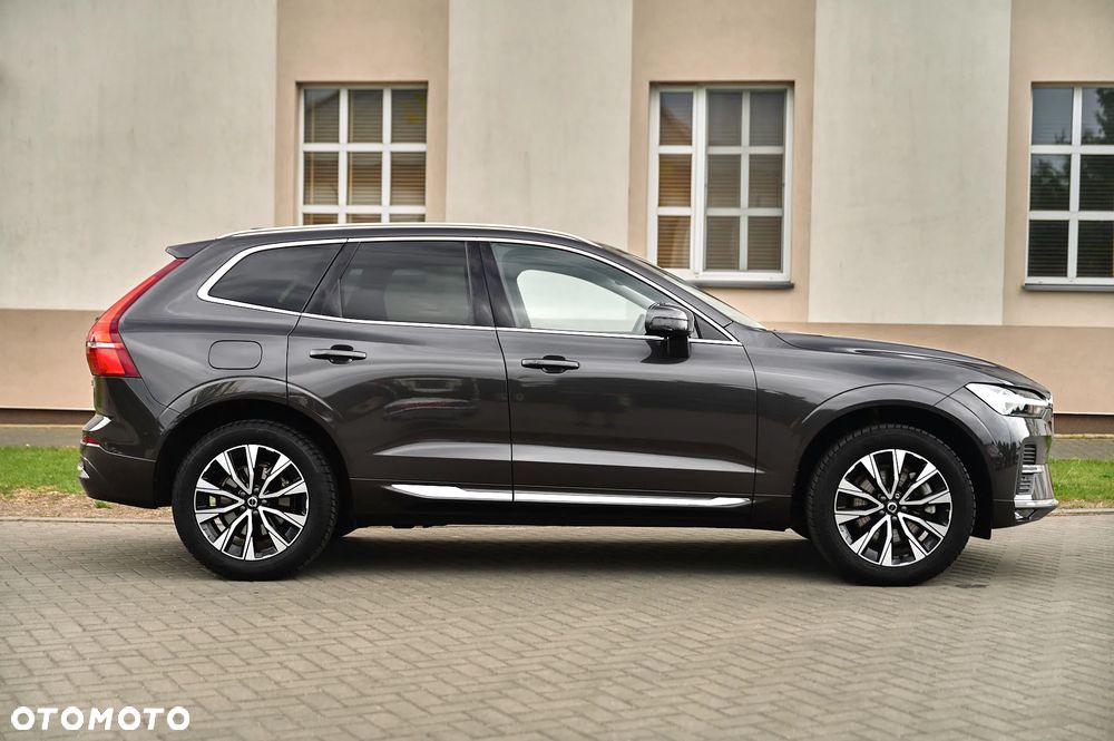 Volvo XC 60 B4 D Plus Bright - 10