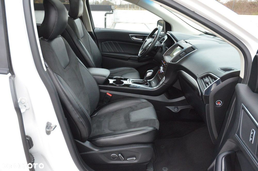 Ford Edge 2.0 TDCi Bi-Turbo 4x4 ST-LINE - 29