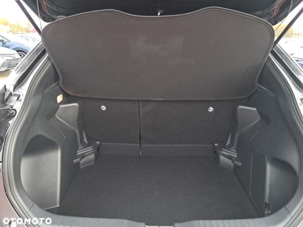 Toyota Yaris Cross - 15