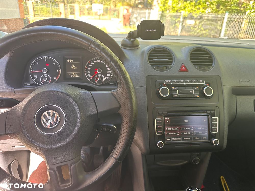 Volkswagen Caddy Maxi Highline BMT - 14