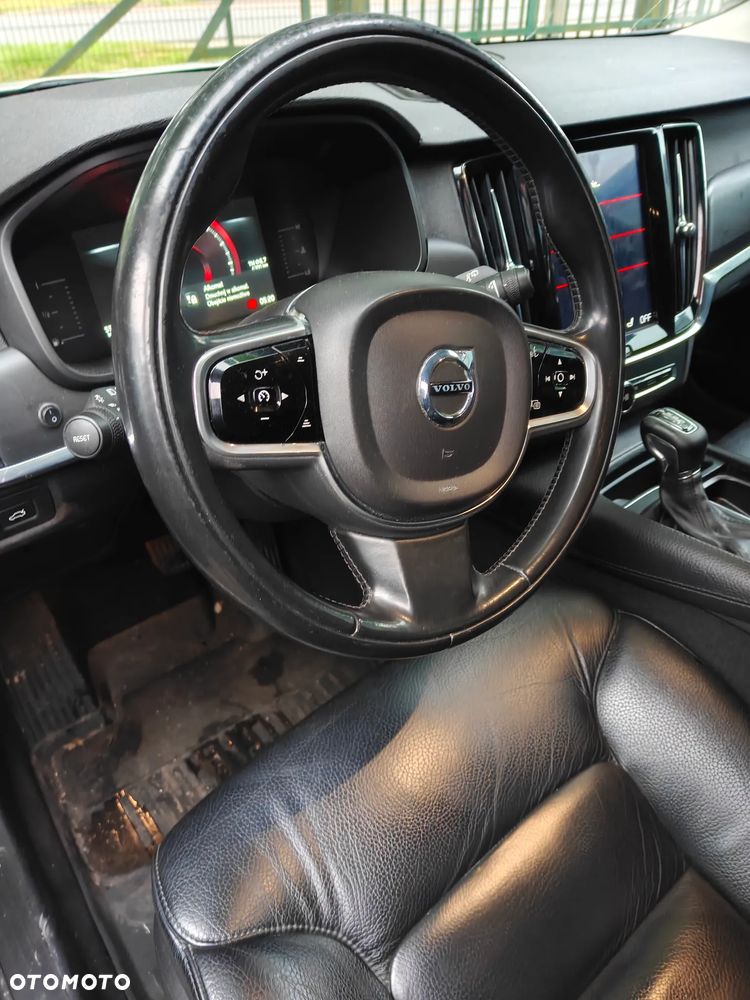 Volvo V90 D3 Momentum - 26