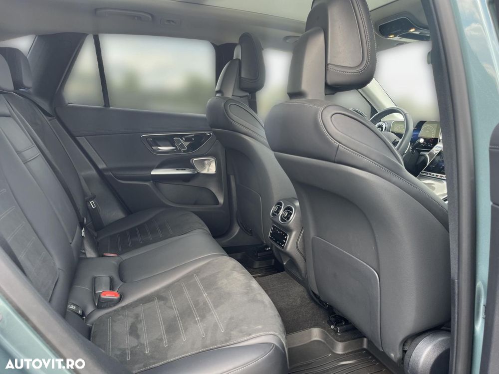 Mercedes-Benz GLC 300 e 4MATIC PHEV - 16