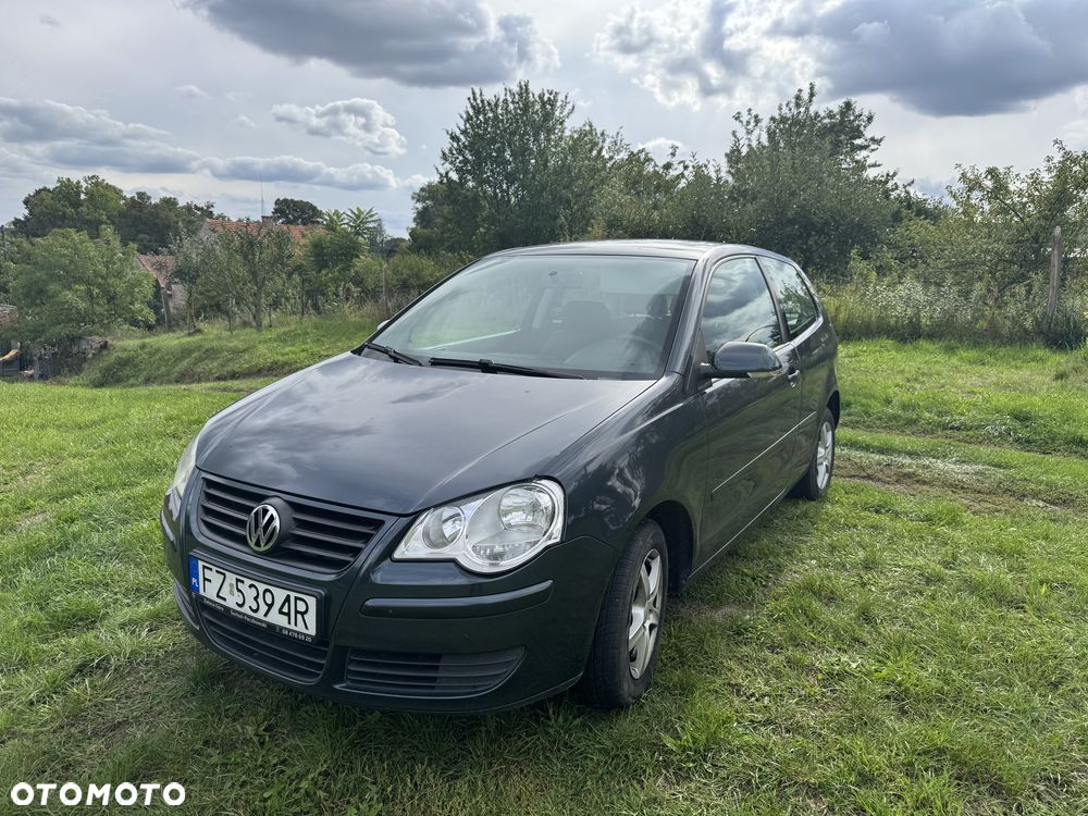 Volkswagen Polo - 1