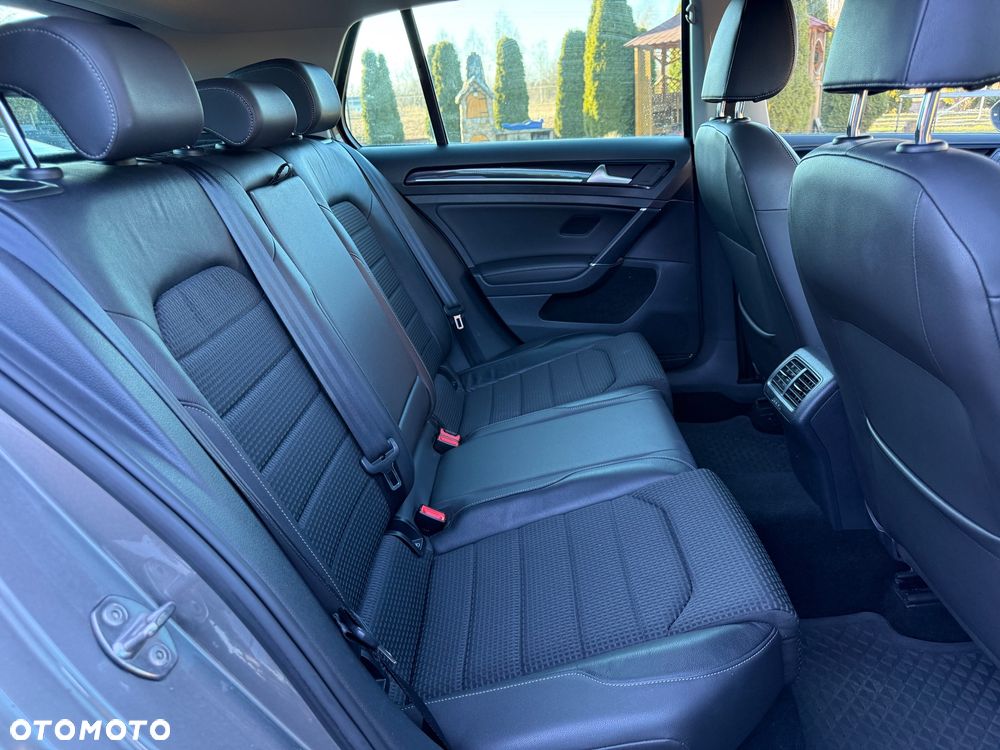 Volkswagen Golf 1.4 TSI BMT Highline - 15