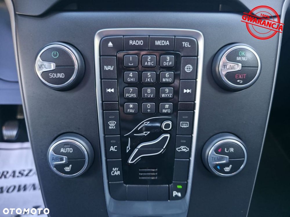 Volvo V40 T2 Inscription - 32