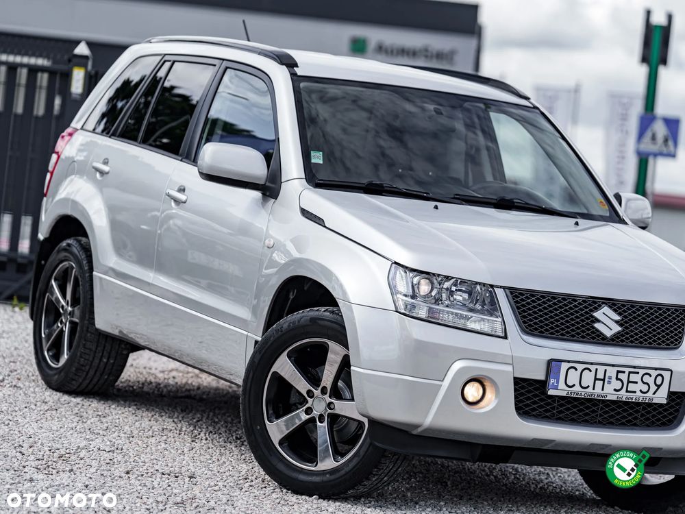 Suzuki Grand Vitara 2.0 Comfort Limited - 8