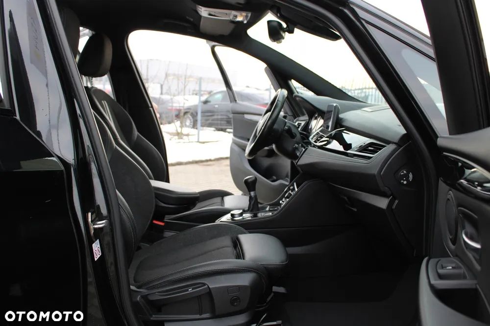 BMW Seria 2 216i GT M Sport - 38