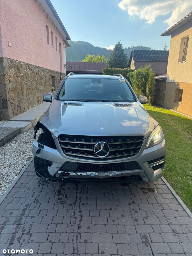 Mercedes-Benz ML 350 BlueTEC 4MATIC 7G-TRONIC Edition 1 - 3