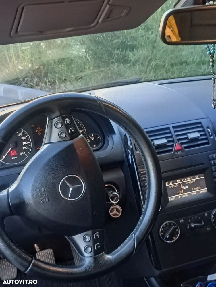 Mercedes-Benz A 180 CDI - 9