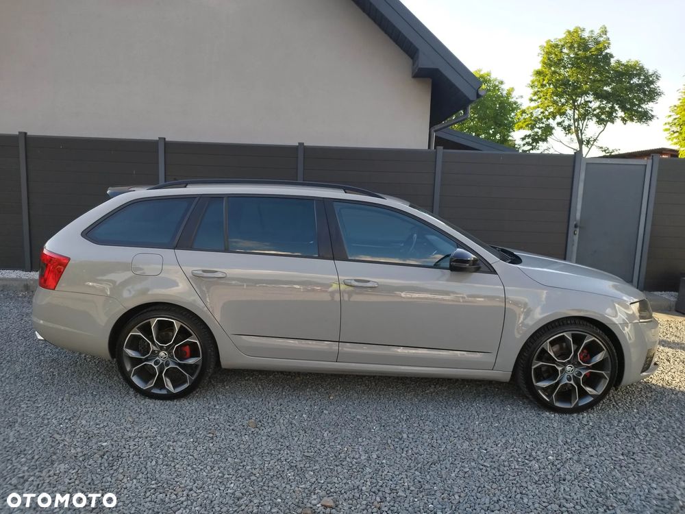Skoda Octavia 2.0 TDI 4x4 RS Challenge DSG - 6