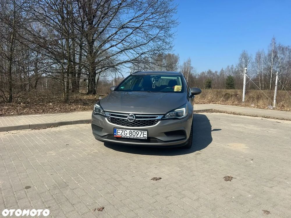 Opel Astra 1.4 T Dynamic - 4