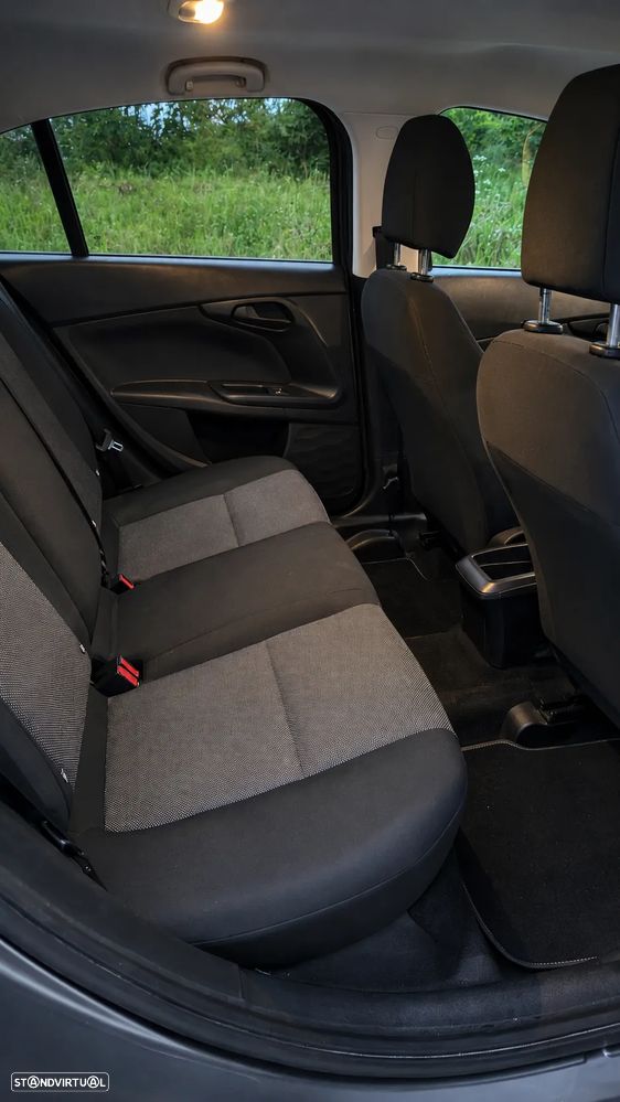 Fiat Tipo 1.3 M-Jet Street — fotografia 11