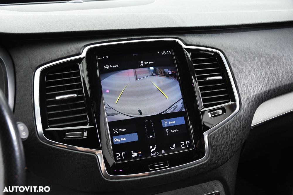 Volvo XC 90 T5 AWD 5 locuri R-Design - 18