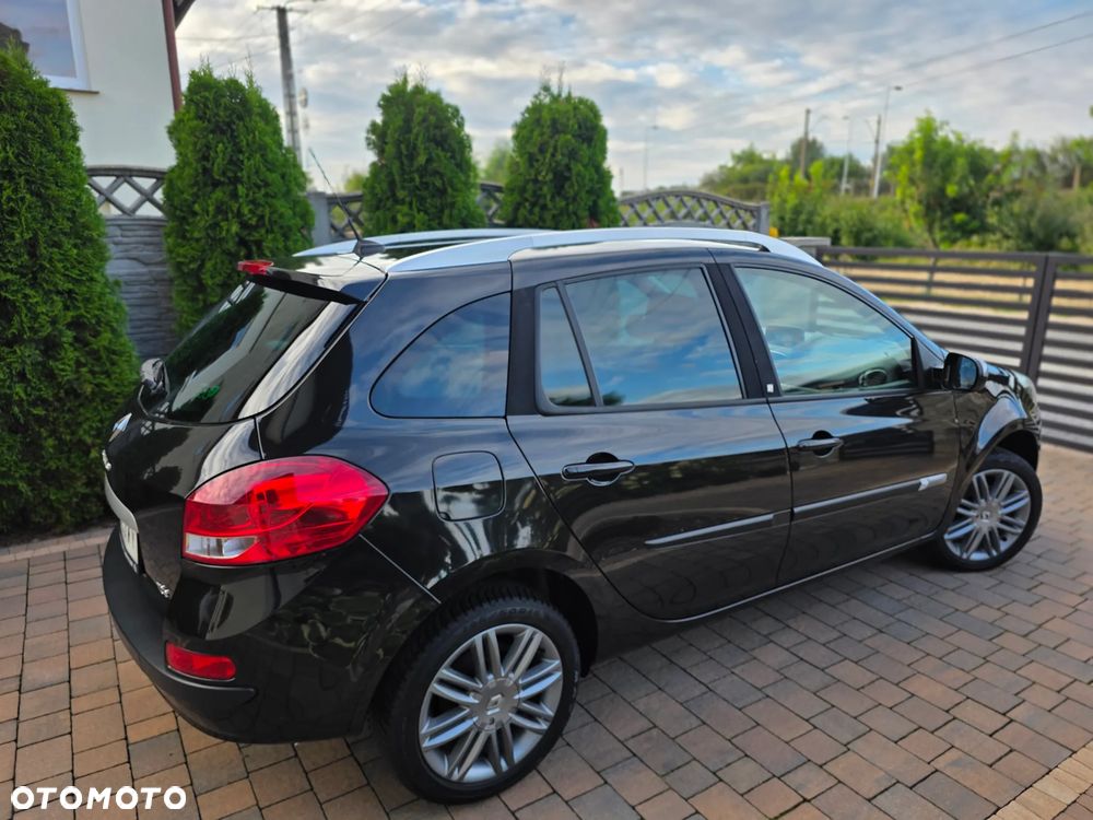 Renault Clio - 7