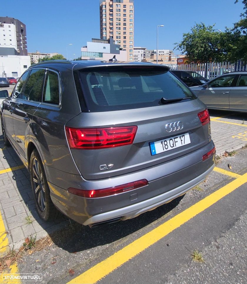 Audi Q7 3.0 TDI quattro tiptronic 7L - 19