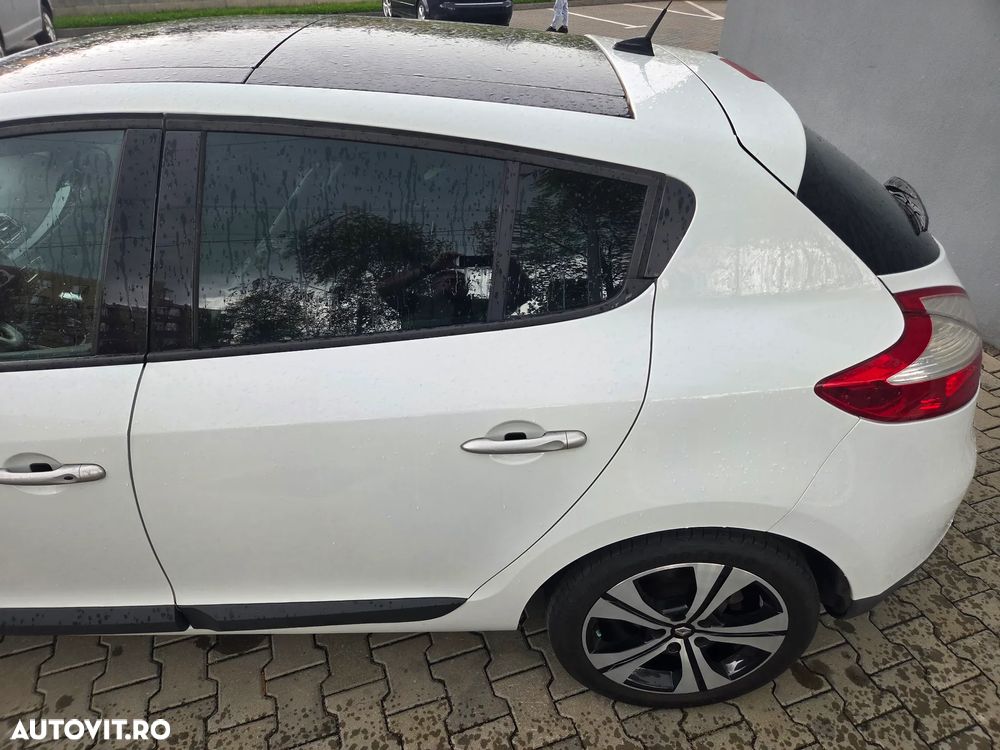 Renault Megane dCi 110 FAP EDC Bose Edition - 23