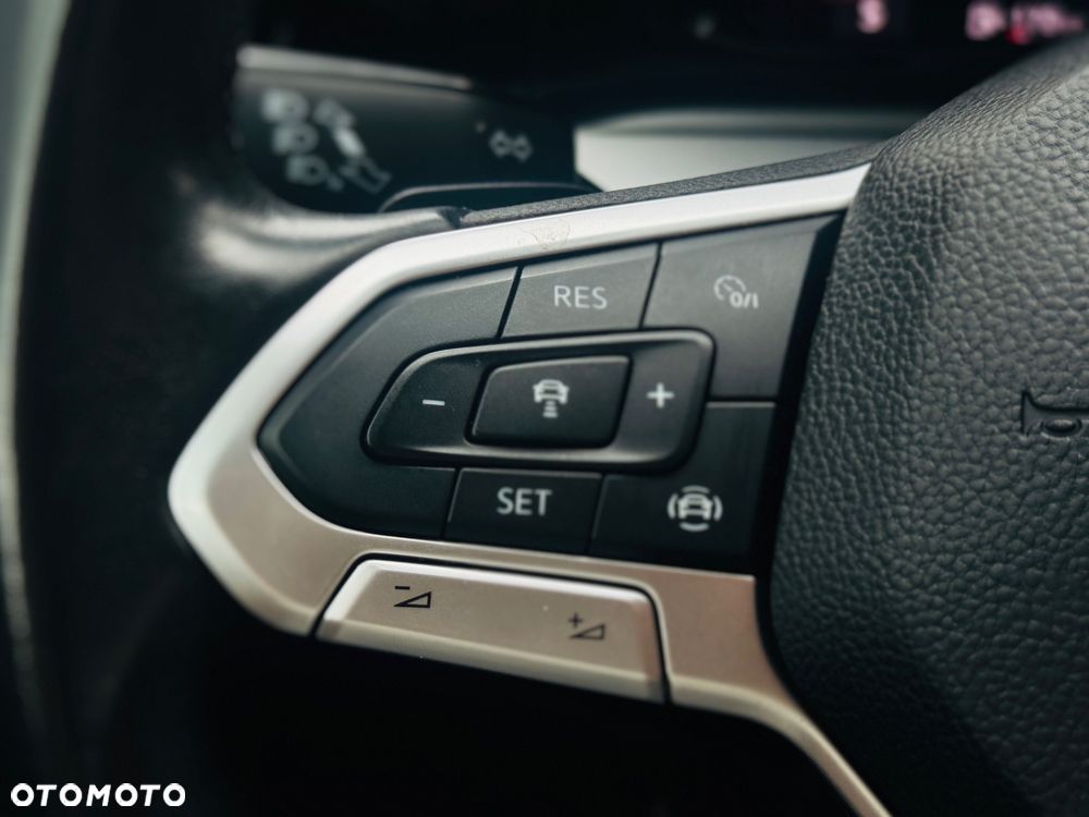 Volkswagen Golf - 13