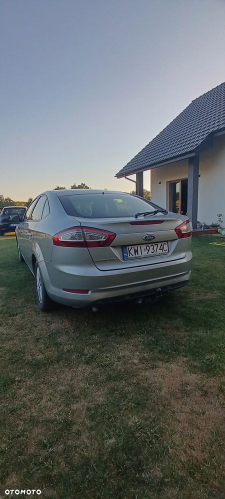 Ford Mondeo 1.6 TDCi Ambiente Plus - 3