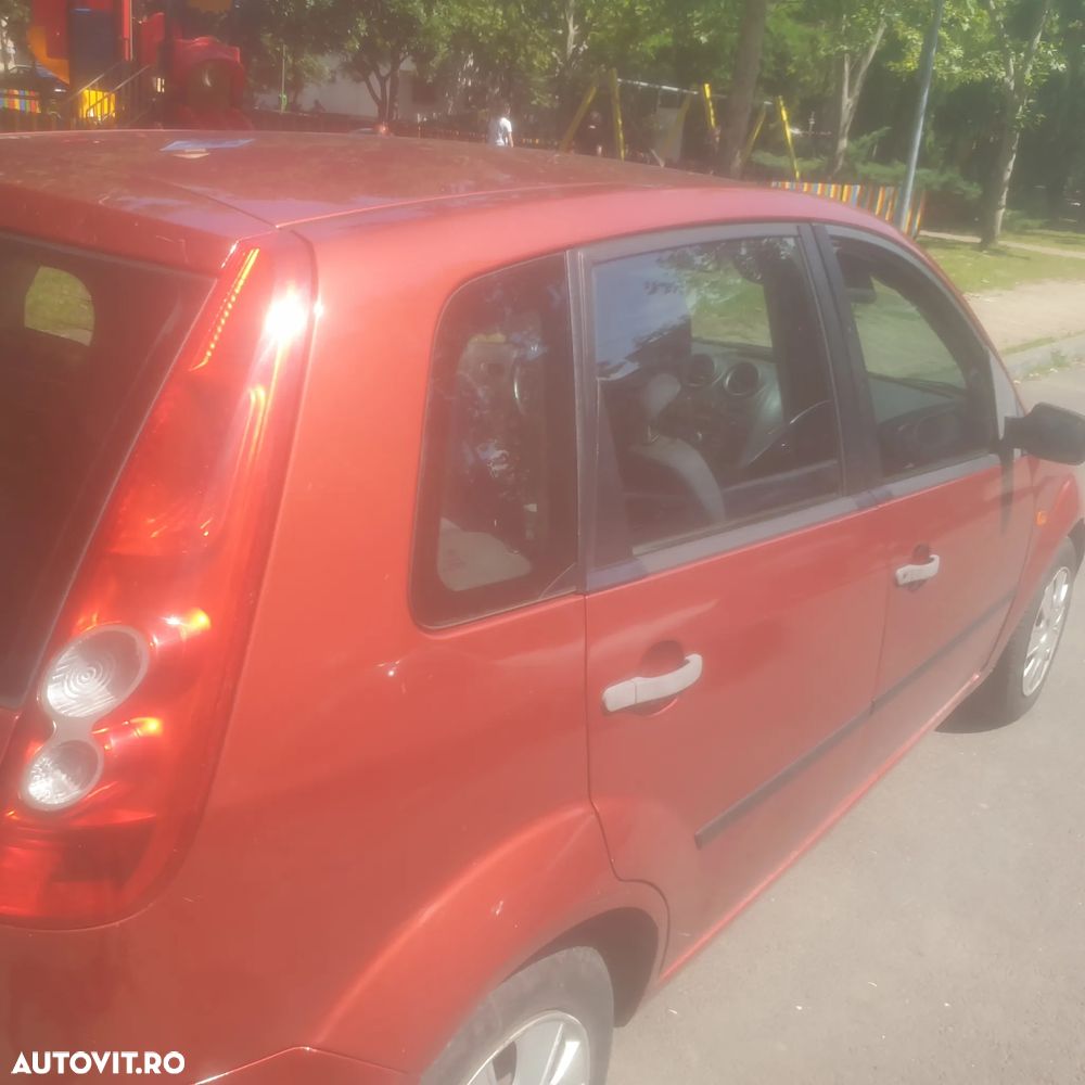 Ford Fiesta - 6