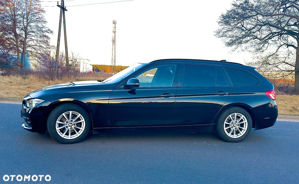 BMW Seria 3 320d Efficient Dynamics Edition Sport Line - 9