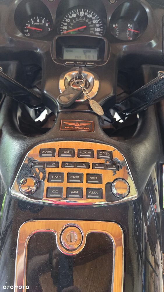 Honda GL - 6