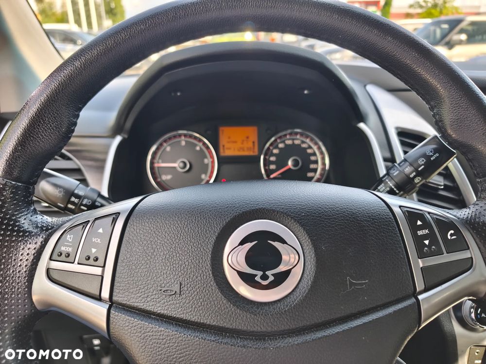 SsangYong/KGM Korando 2.0 e-XDi Quartz - 15