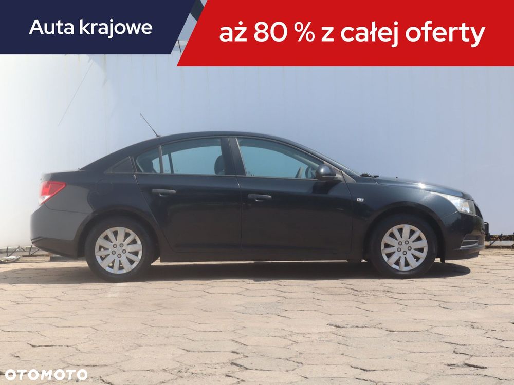 Chevrolet Cruze - 8