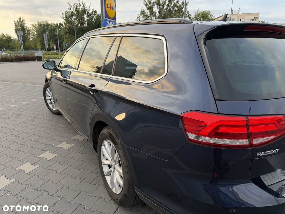 Volkswagen Passat 2.0 TDI SCR (BlueMotion Technology) DSG Comfortline - 8