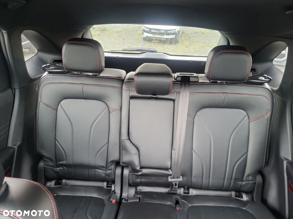 Ford Kuga - 10
