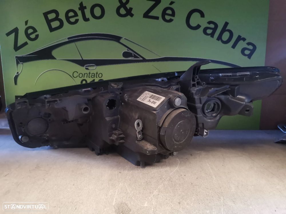 TOYOTA AURIS E18 FAROL DIREITO - FF527 - 4