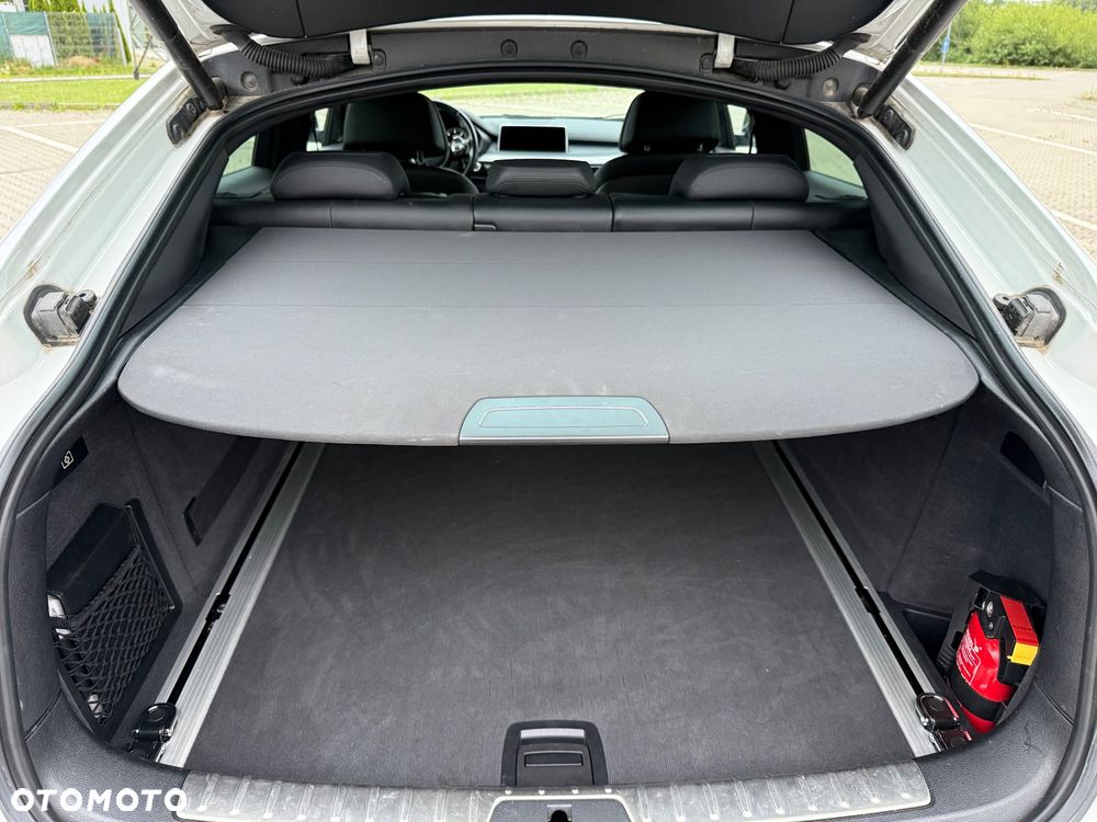 BMW X6 xDrive40d - 13