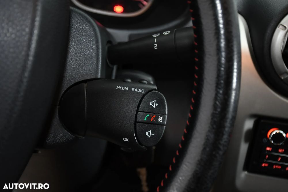 Dacia Duster dCi 110 FAP 4x2 Prestige - 18