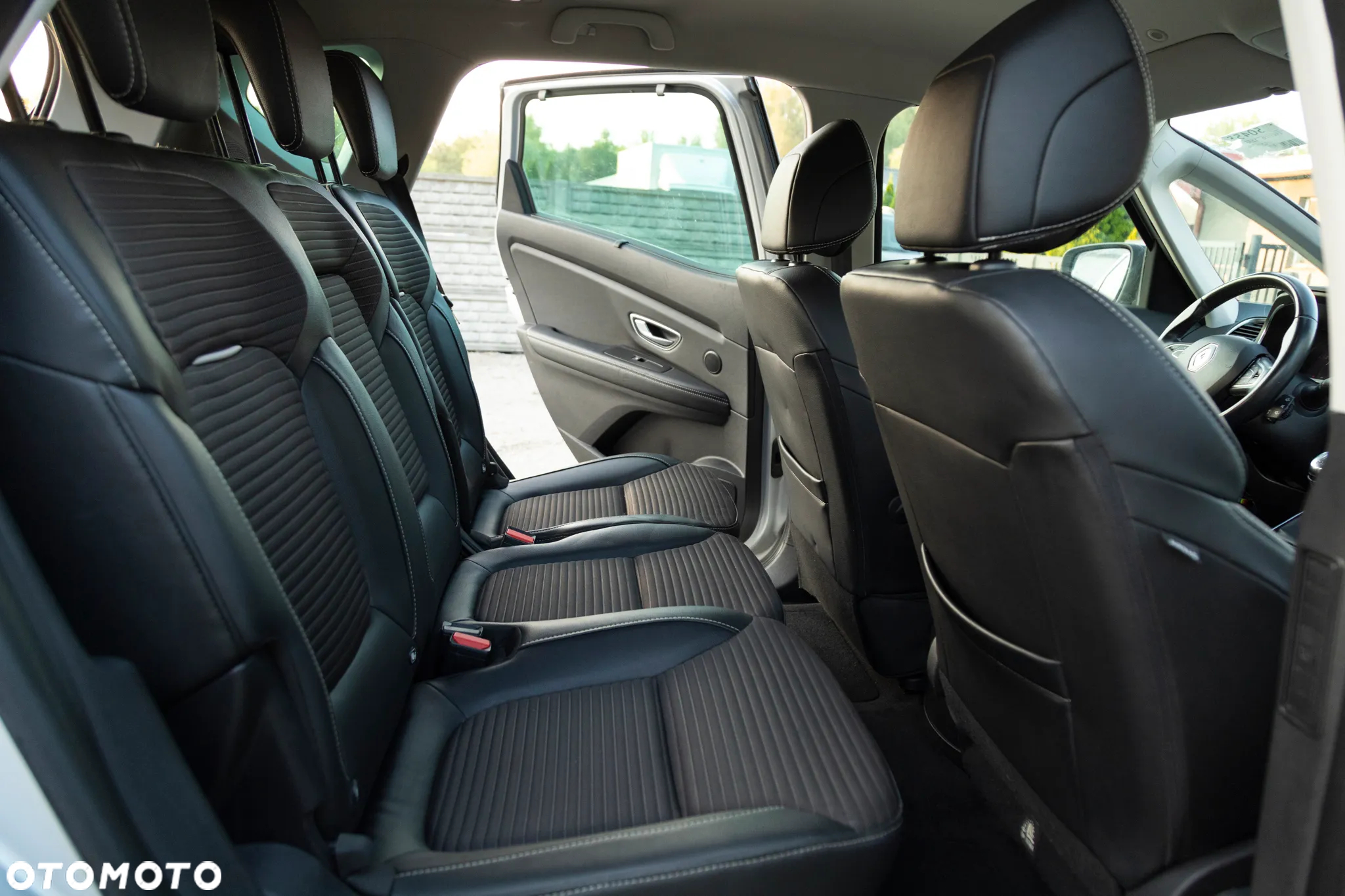 Renault Scenic 1.6 dCi Bose - 18