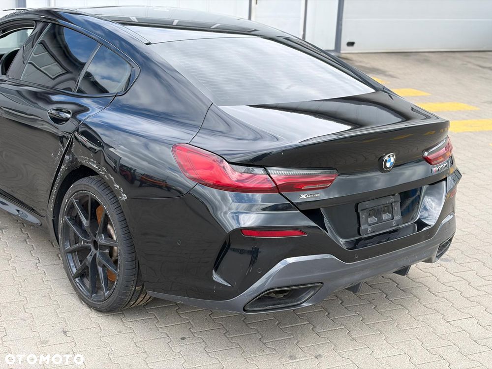 BMW Seria 8 - 16