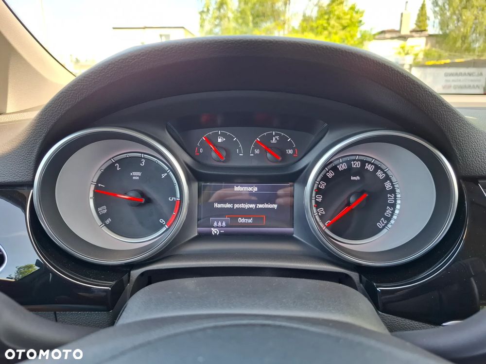 Opel Astra - 16