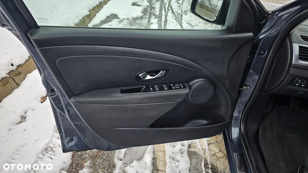 Renault Megane 1.6 16V Limited - 9