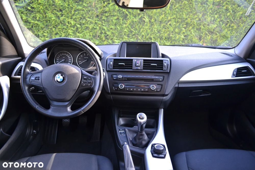 BMW Seria 1 114i - 9