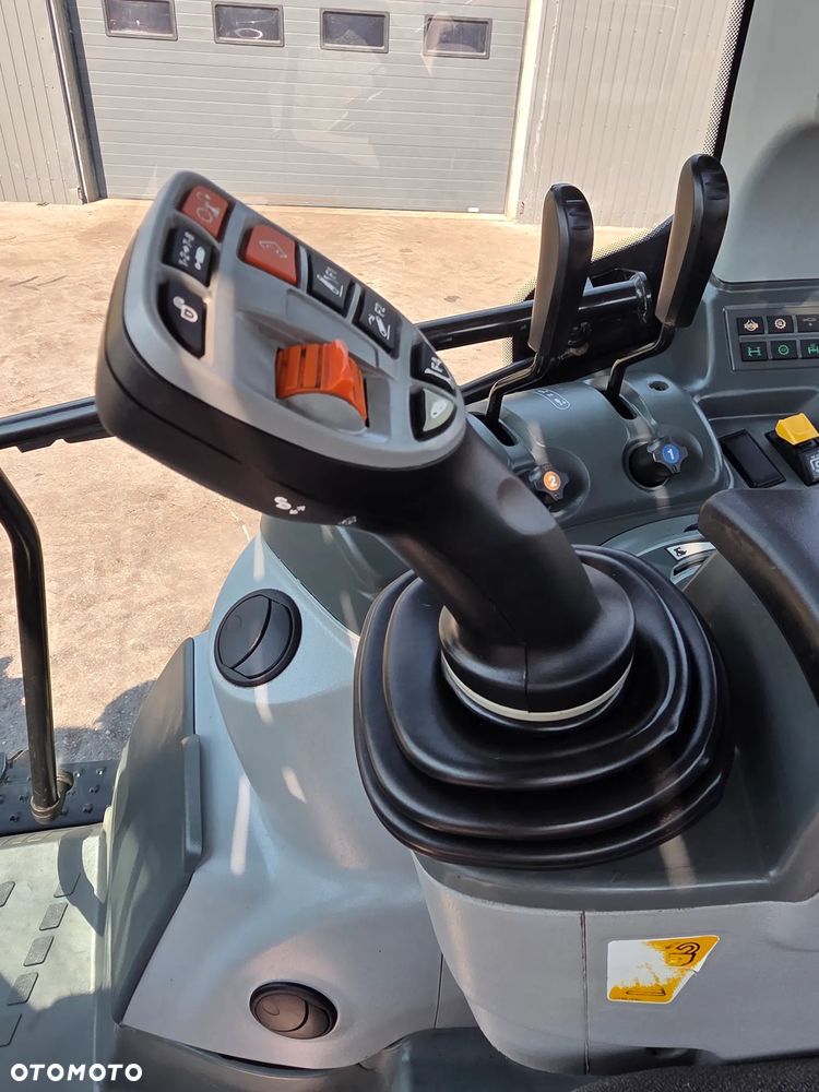 Claas Arion 430 Cis - 16