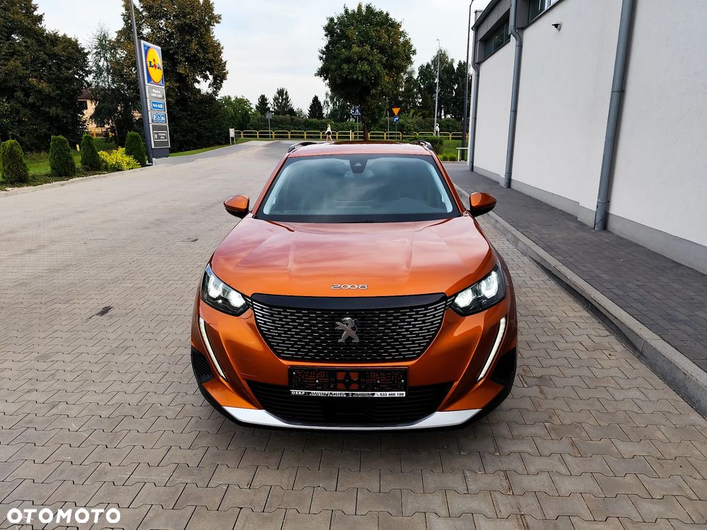 Peugeot 2008 1.2 PureTech Allure S&S - 9