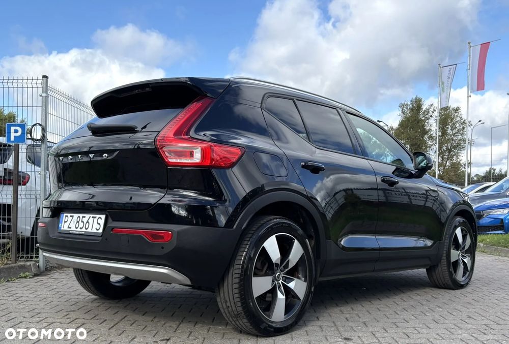 Volvo XC 40 T5 AWD Momentum Pro - 8