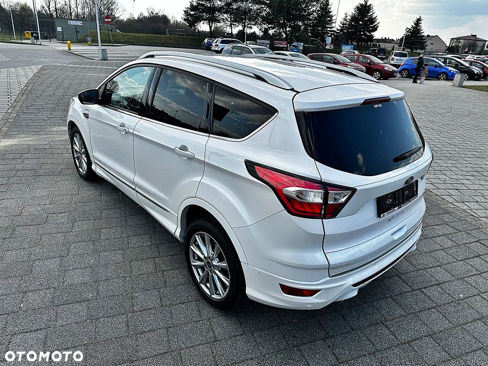 Ford Kuga - 24
