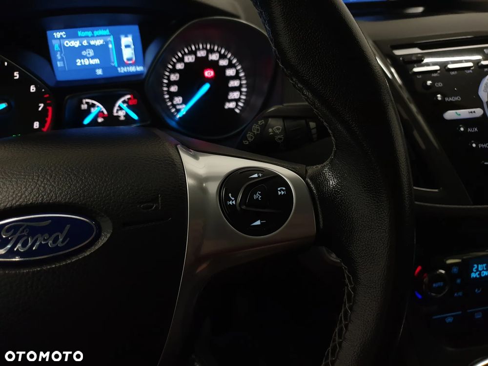 Ford Kuga 1.6 EcoBoost 2x4 Individual - 12