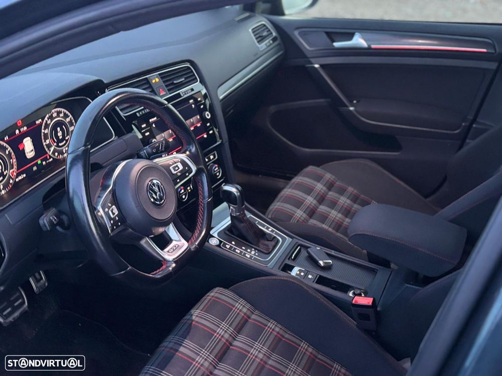 VW Golf 2.0 TSI GTI DSG Performance - 15