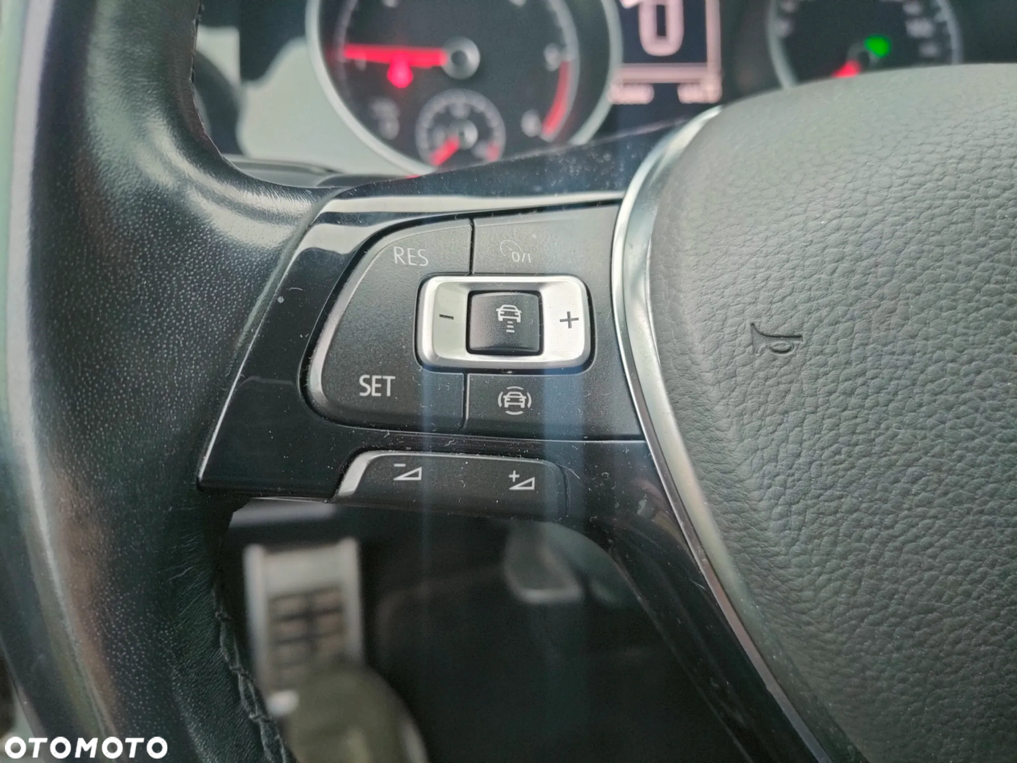 Volkswagen Golf - 15