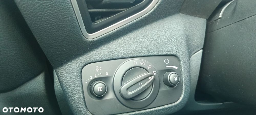 Ford C-MAX 1.6 EcoBoost Titanium - 15
