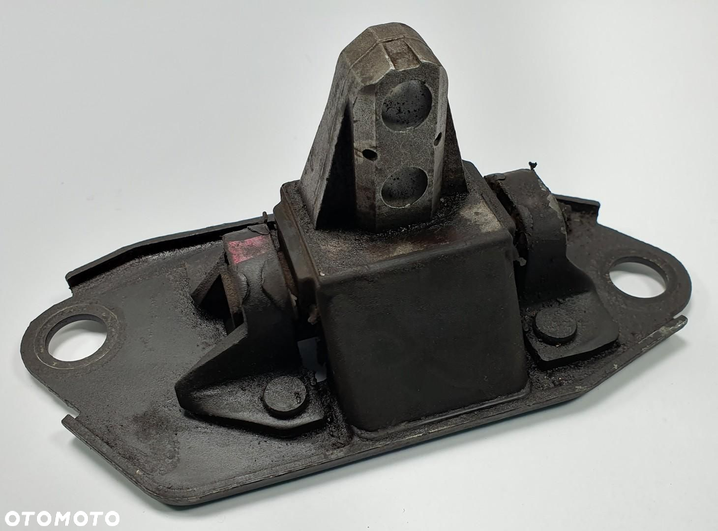 ŁAPA PODUSZKA WSPORNIK SILNIKA VOLVO S80 2.4 B 9485152 - 2