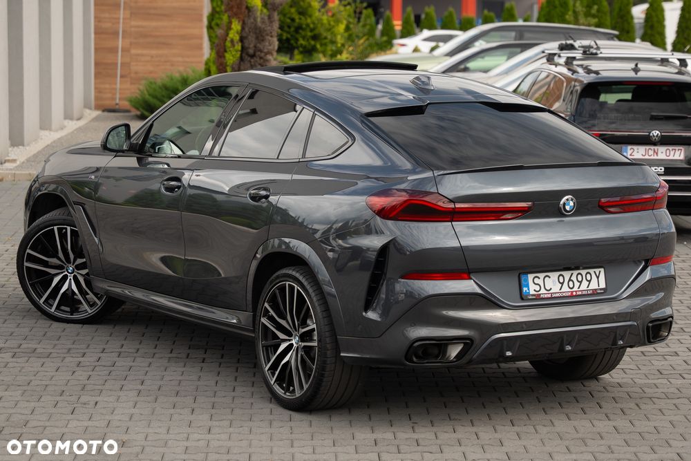 BMW X6 xDrive40d mHEV - 15